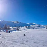 Lovely And Super Апартаменты *
